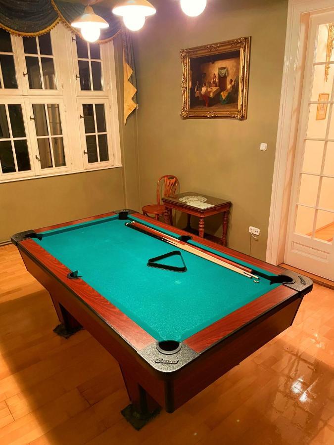 Party Villa Holiday Rent Balatonföldvár Buitenkant foto