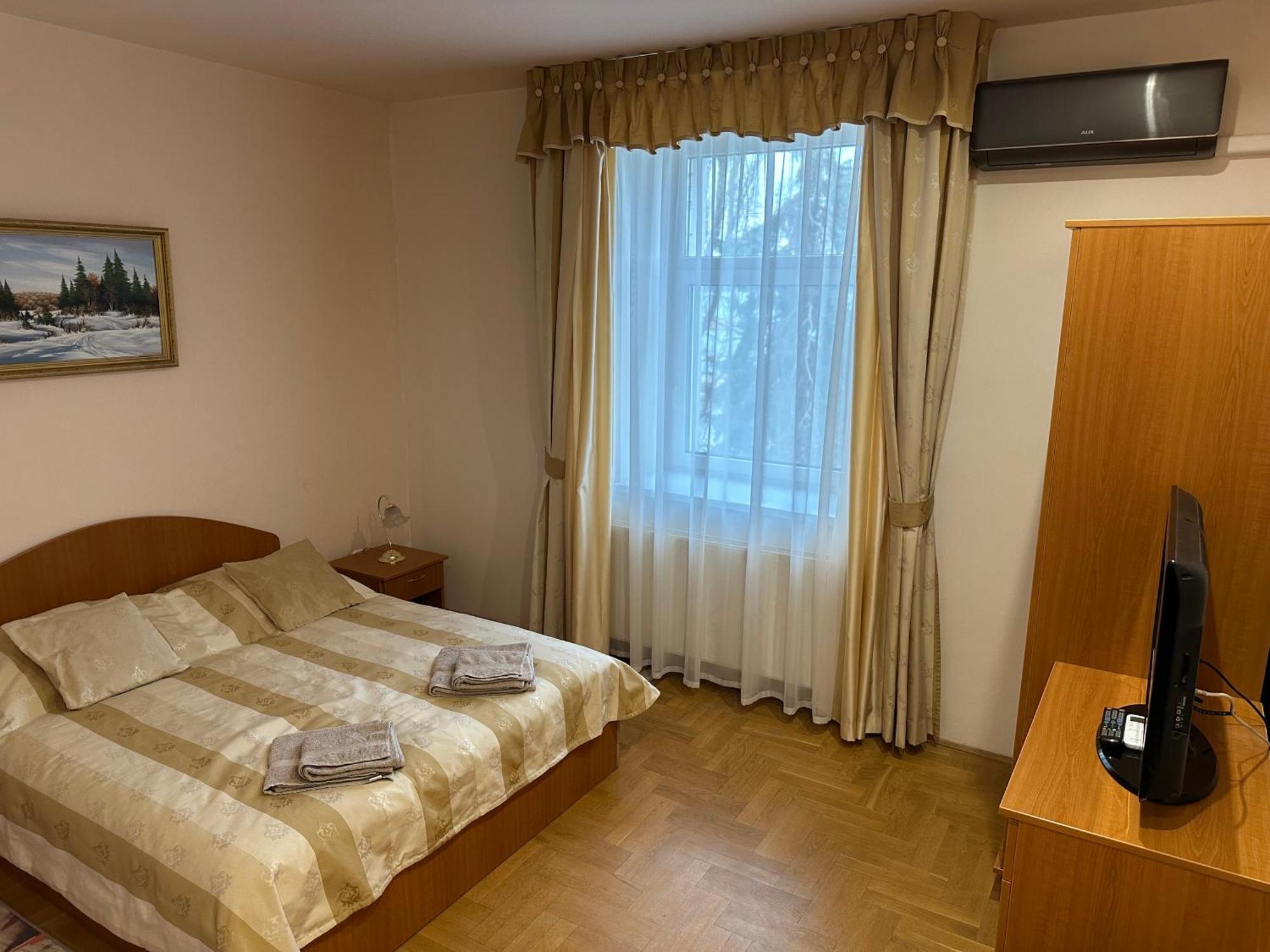 Party Villa Holiday Rent Balatonföldvár Buitenkant foto